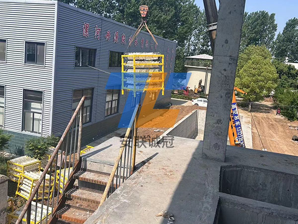 漯河某水廠水力旋流網格絮凝裝置施工現場